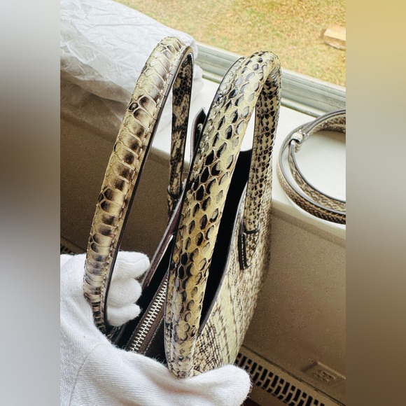 Set of 2 Michael Kors Snakeskin tote with Matching Long Wallet Shoulder Strap - Picture 13 of 15